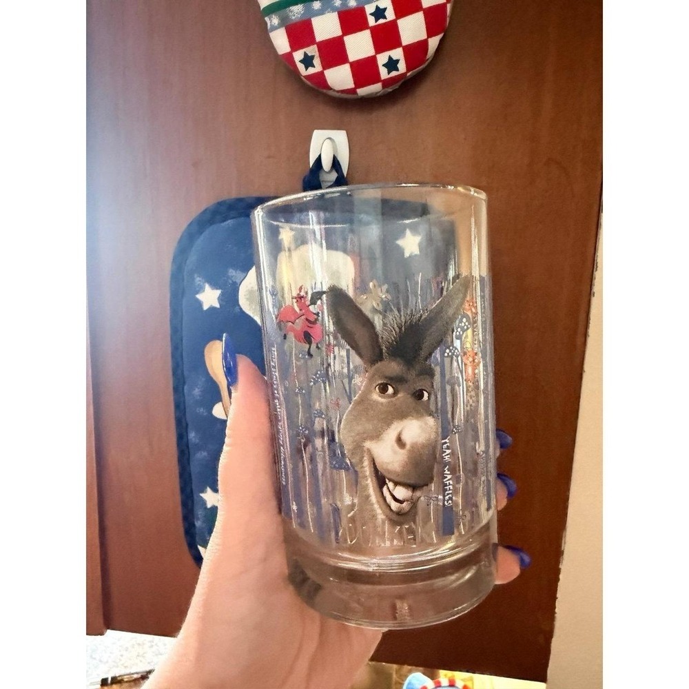 Shrek ever after donkey cup